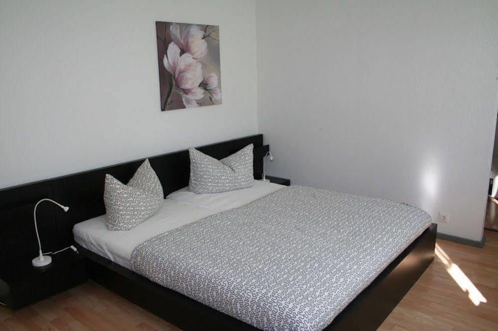 Pension Gestuet Lindenhof เทมพลีน ภายนอก รูปภาพ