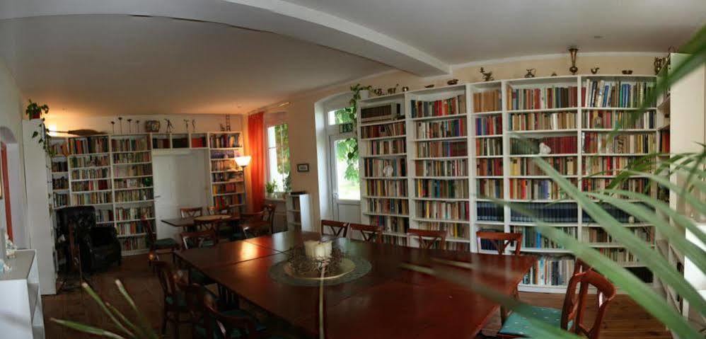 Pension Gestuet Lindenhof เทมพลีน ภายนอก รูปภาพ